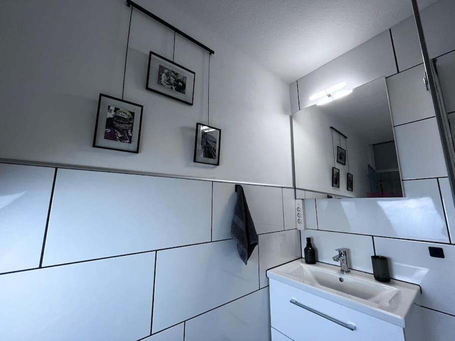 Mit Gruenblick & Wintergarten Im Schwarzwald Apartment Loeffingen