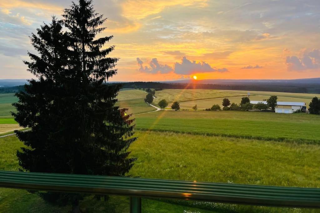 Apartment Mit Gruenblick & Wintergarten Im Schwarzwald